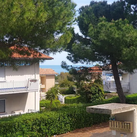 Casa Di Nonno Rino Apartment Pineto